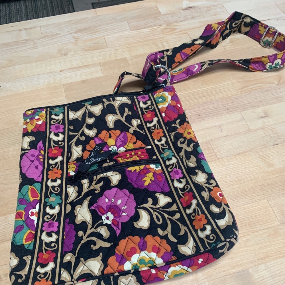 Great condition Vera Bradley Cross Body